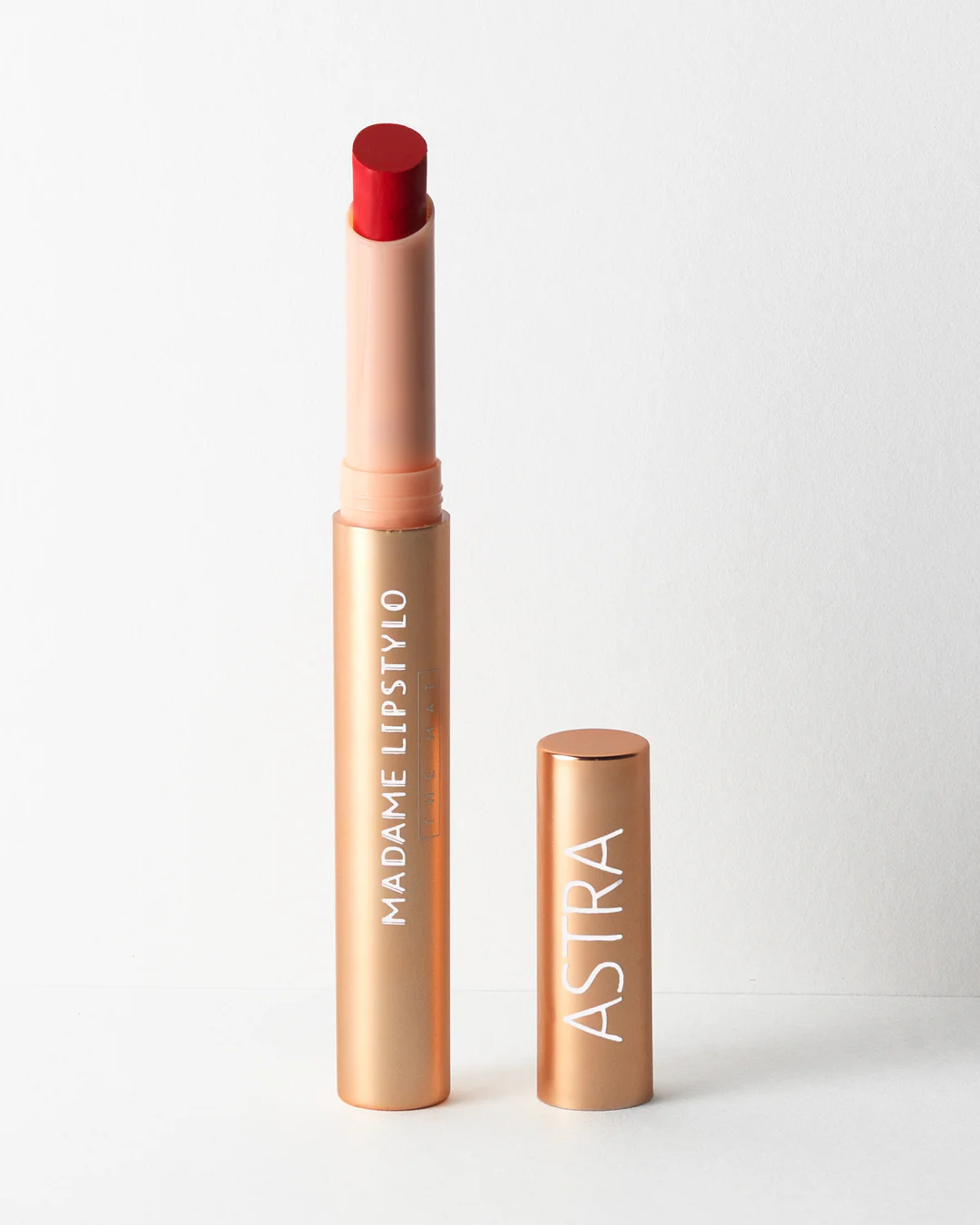ASTRA MADAME LIPSTYLO MATT Red Moulin06